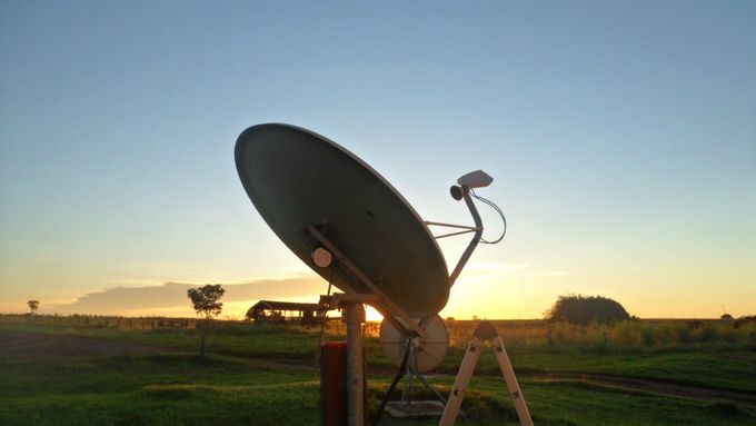 fique conectado em sua fazenda com a melhor internet via satélite do brasil